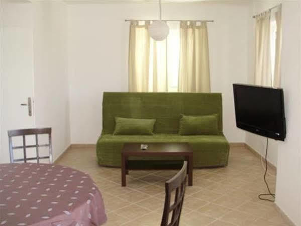 Apartments Mazuran Hvar Town Buitenkant foto